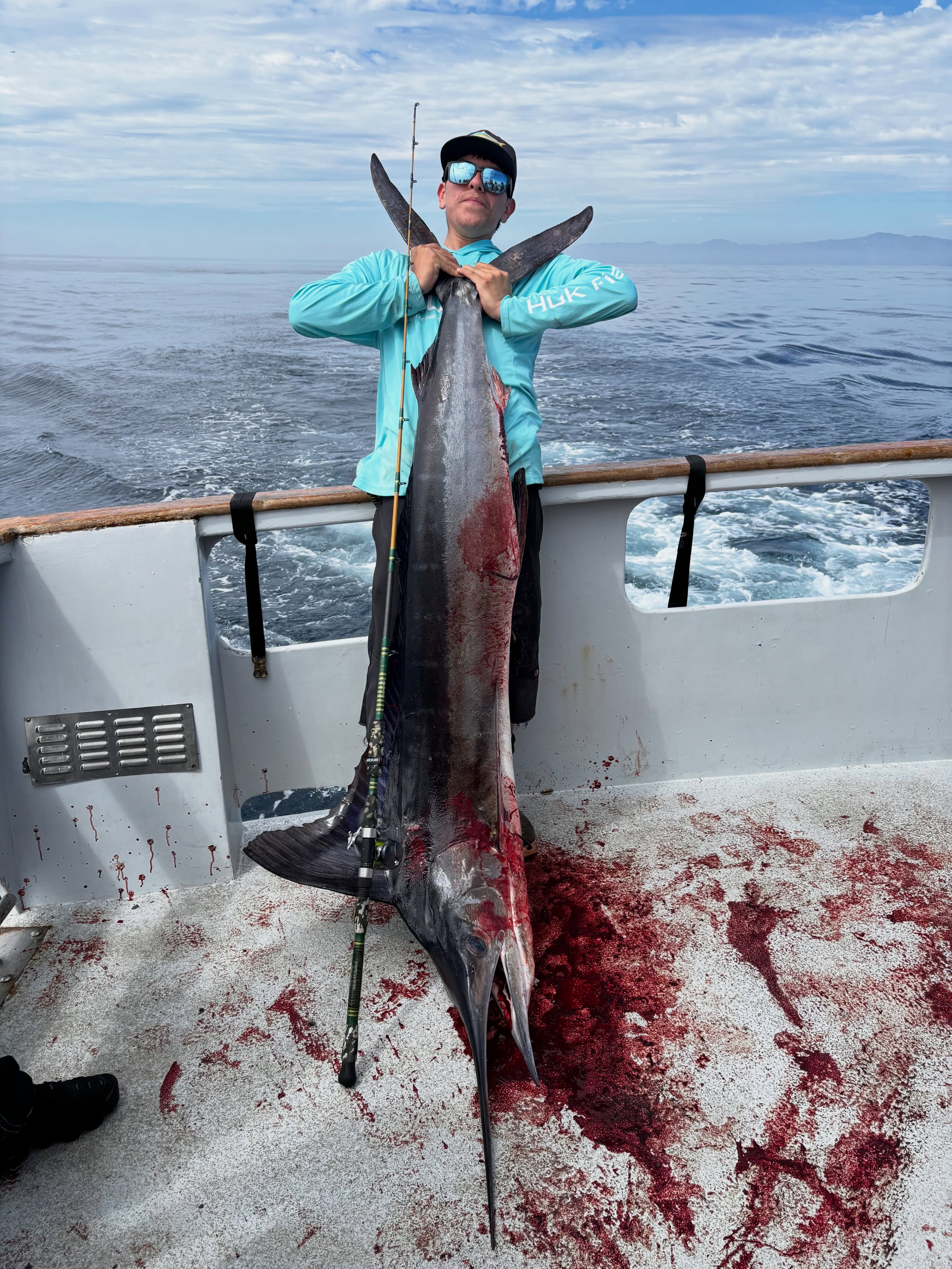 AND THEN IT HAPPENED….. STRIPPED MARLIN ON THE spitfiresportfishing OUT OF marinadelreysportfishing ……S/O TO effyou93 AND WHOLE CREW FOR THIS AWESOME EXPERIENCE ‼️🔥🎣🛥️…..EL NIÑO